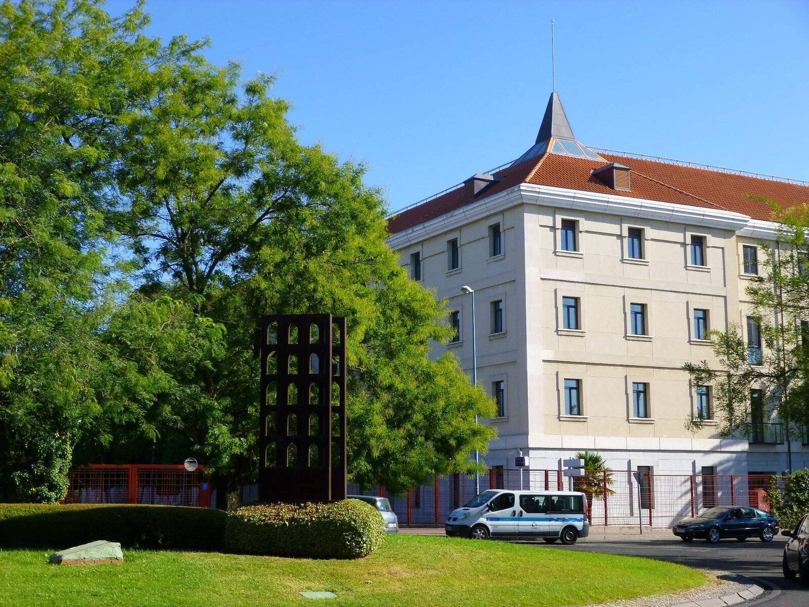 Edificio del campus de la Universidad Carlos III de Madrid en Leganés