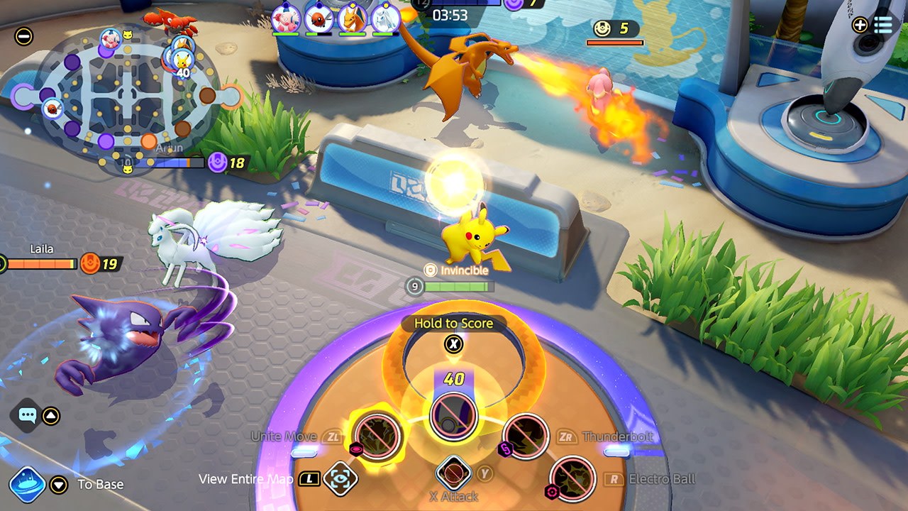 Pokémon UNITE match on Nintendo Switch with Pikachu and its Thunderbolt and Electro Ball moves on screen