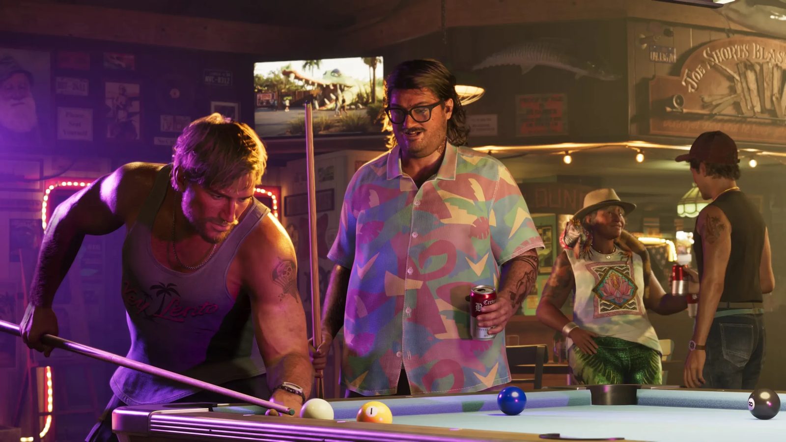 Jason juega al billar en un bar de Vice City, en un fotograma del segundo tráiler de GTA 6