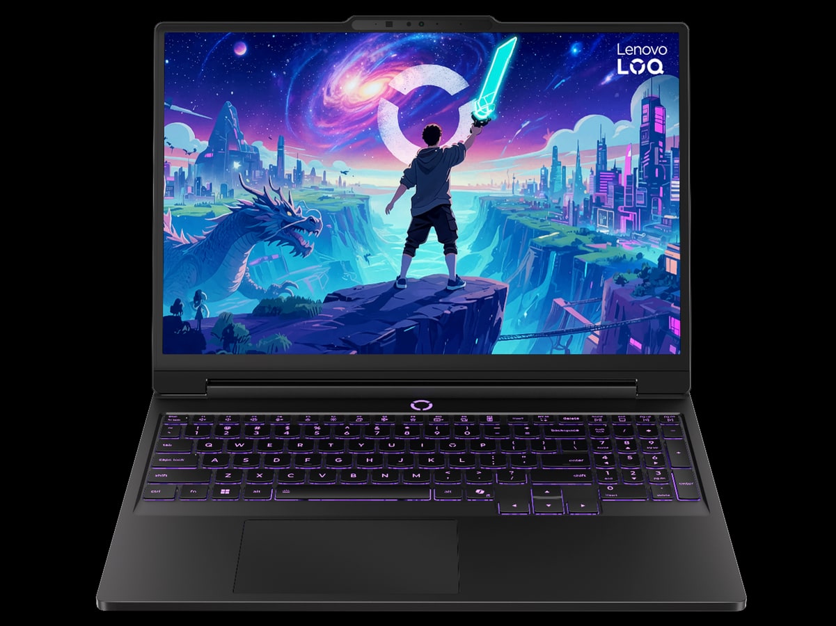 Portátil Lenovo LOQ Essential abierto sobre fondo negro