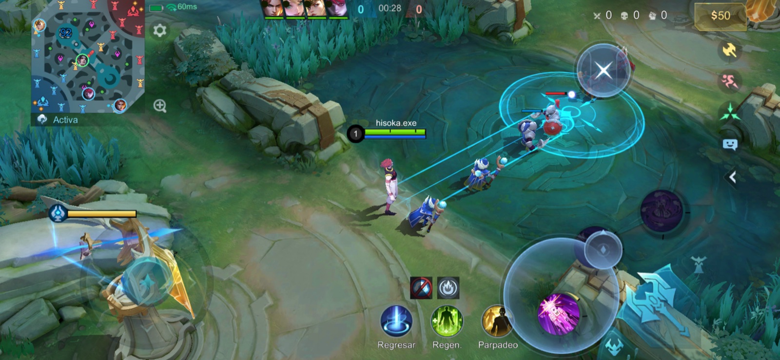 Hisoka apunta una habilidad hacia una oleada de súbditos en Mobile Legends