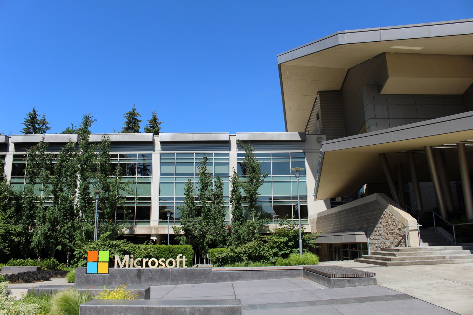 Edificio 92 de la sede de Microsoft en Redmond, Washington, en 2016