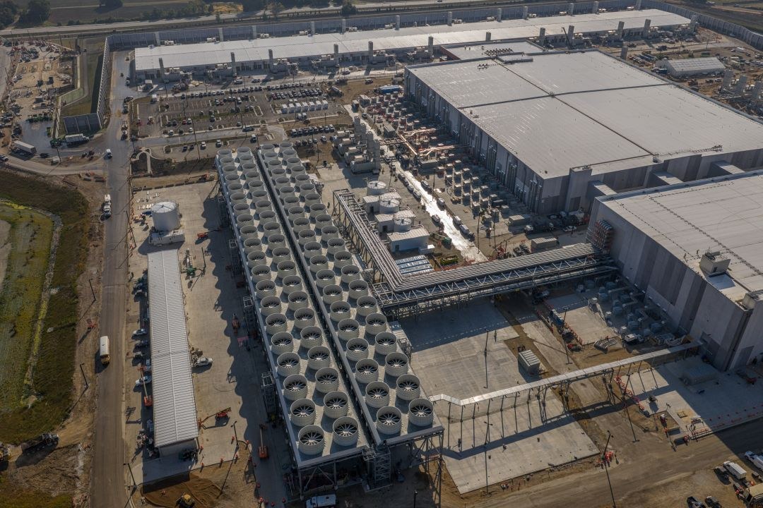 Aerial view of Microsoft's AI data center campus in Mount Pleasant, Wisconsin