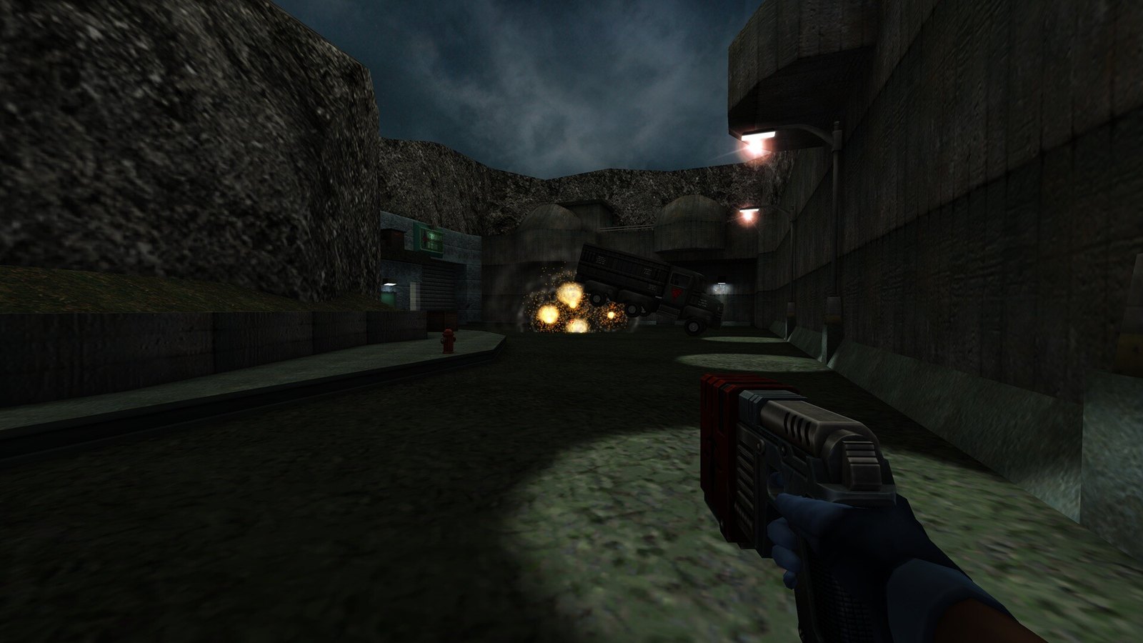 Pistol combat in an outdoor SiN Reloaded level
