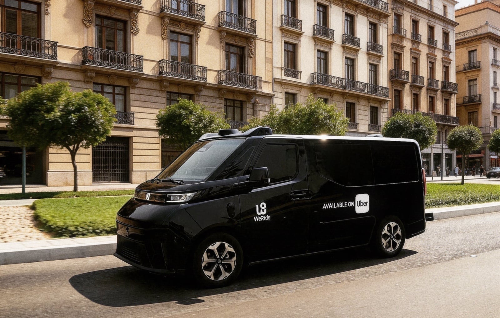 Robotaxi GXR de WeRide y Uber representado en Madrid