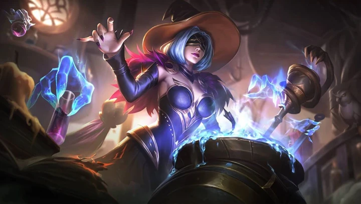 Enchanting Witch, a Pharsa skin